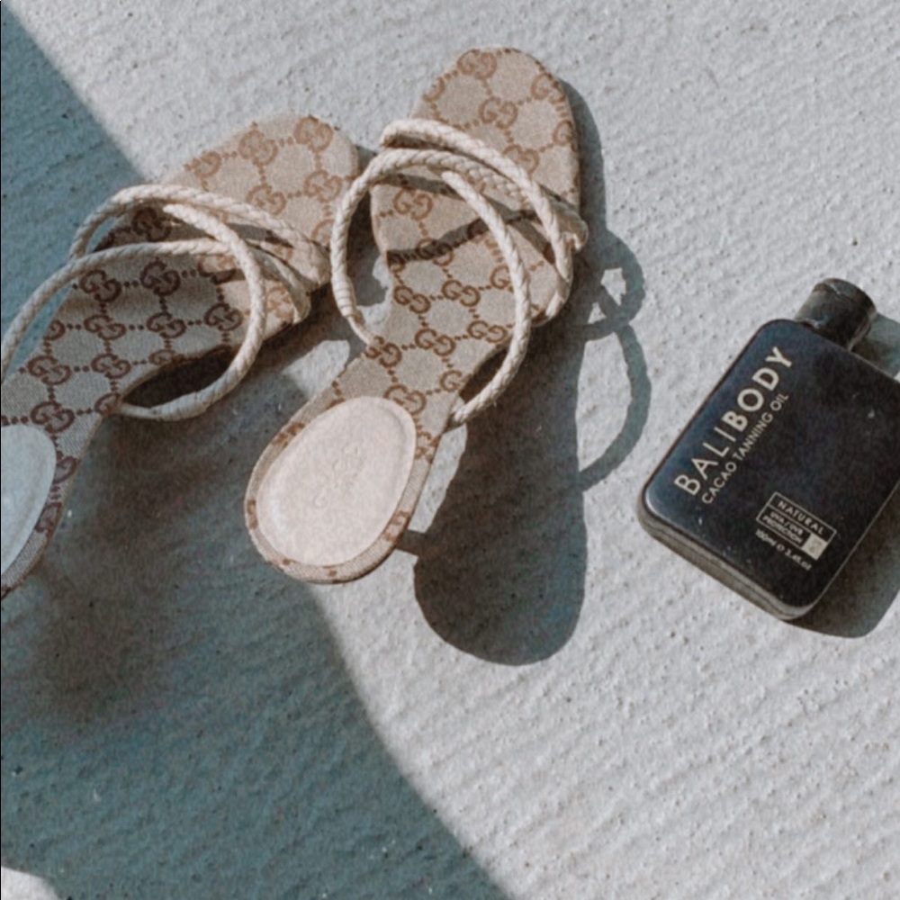 SOLD 🟥🟥🟥Vintage Gucci heels